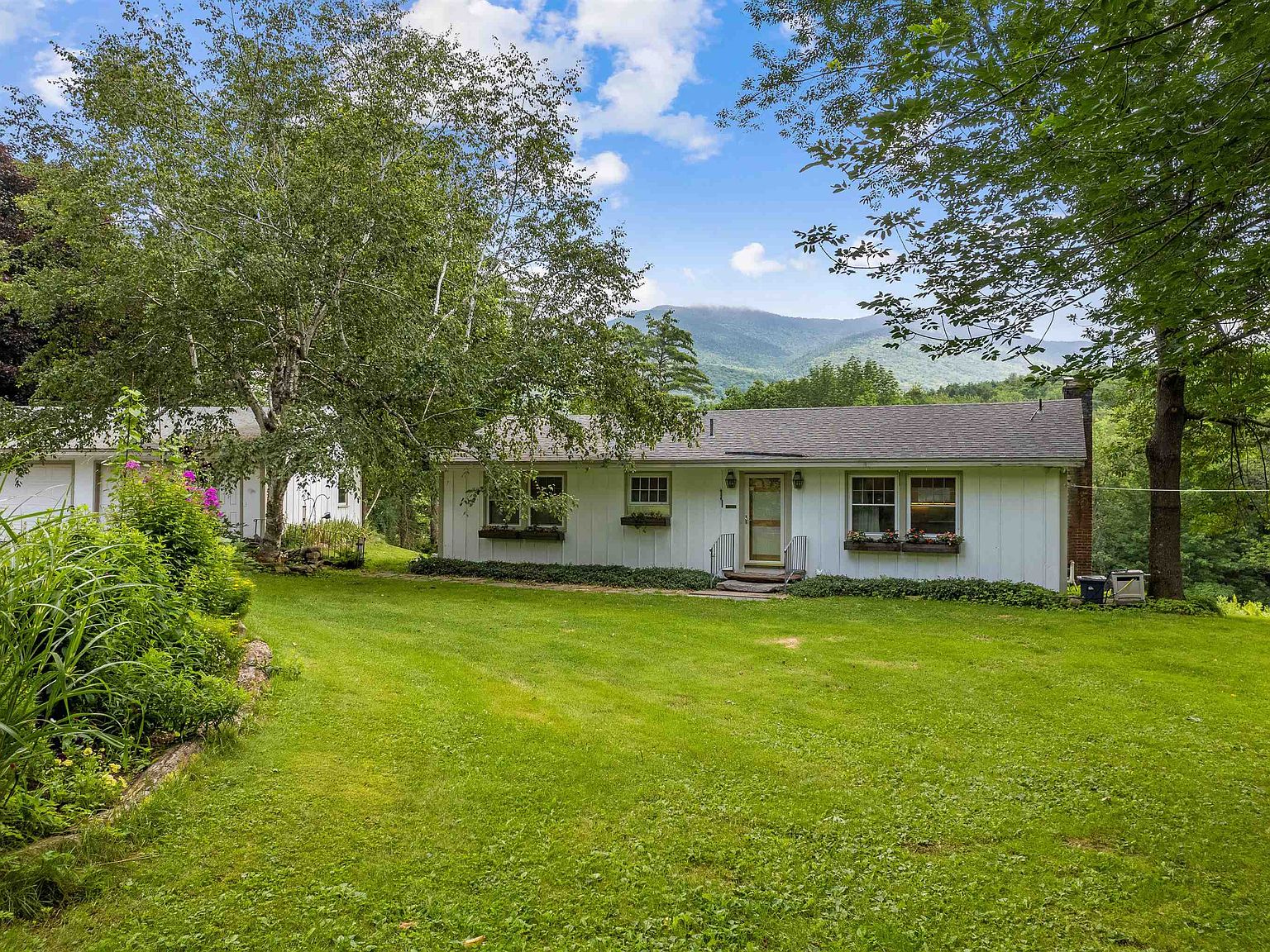 4934 VT RT 131, Ascutney, VT 05030 | Zillow