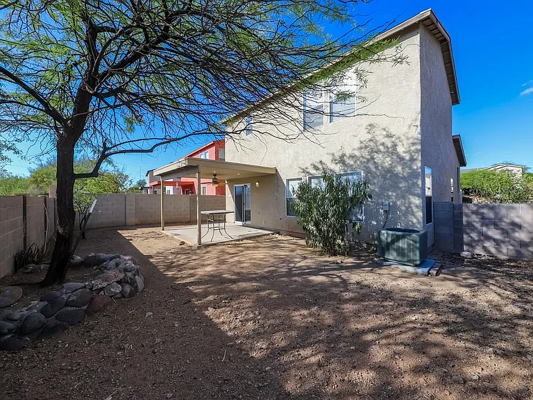 2083 S McConnell Dr — Photo 29