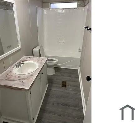 3 bed, $995 — Photo 4