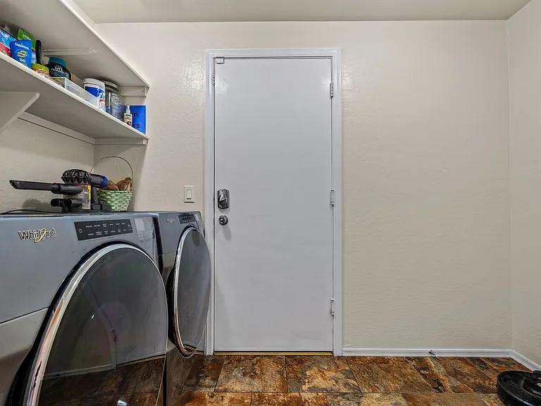 3299 E Boston St — Photo 26
