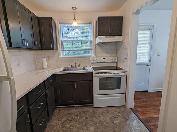 Newly Remodeled Kitchen