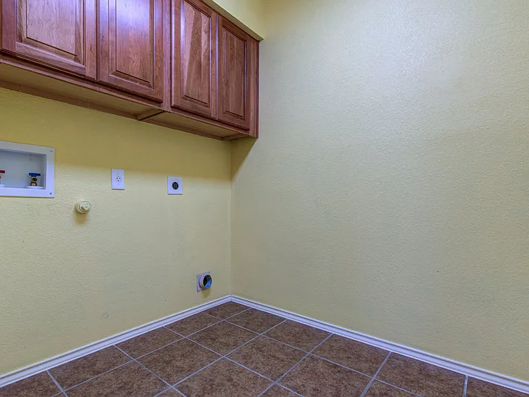 307 Riverine Way — Photo 12