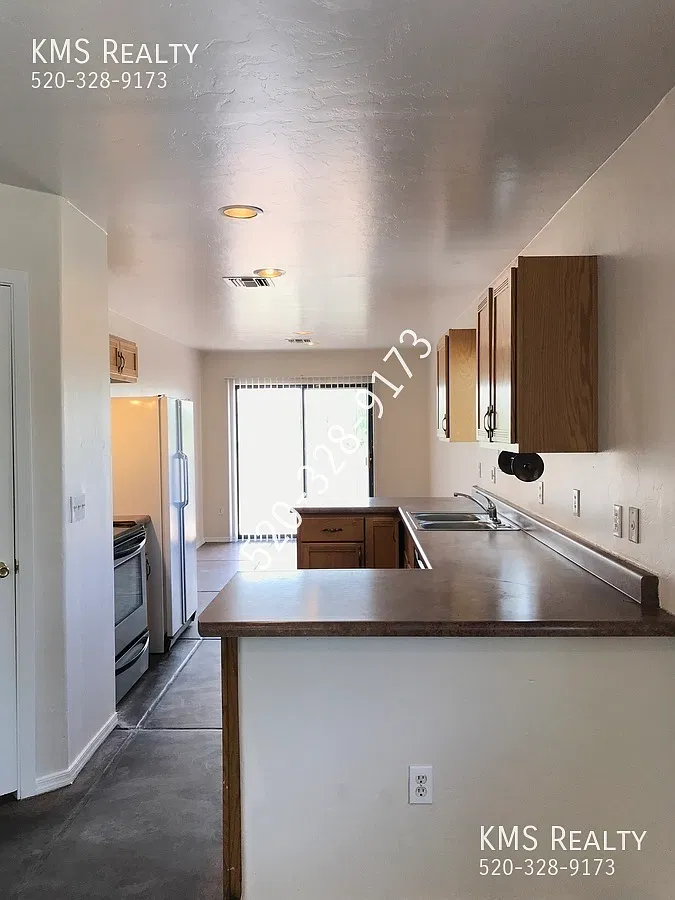 3bedroom 2 Baths House - 6th Ave. & Elvira Road Owner/Agent — Photo 4