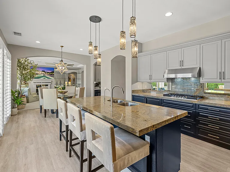 77939 Desert Dr — Photo 30