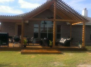 304 Tranquility Ln, Cedar Hill, TX 75104