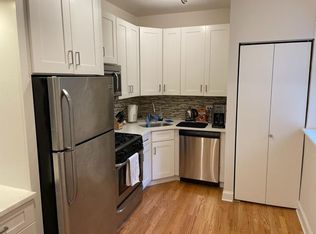 3342 N Lincoln Ave #2S, Chicago, IL 60657