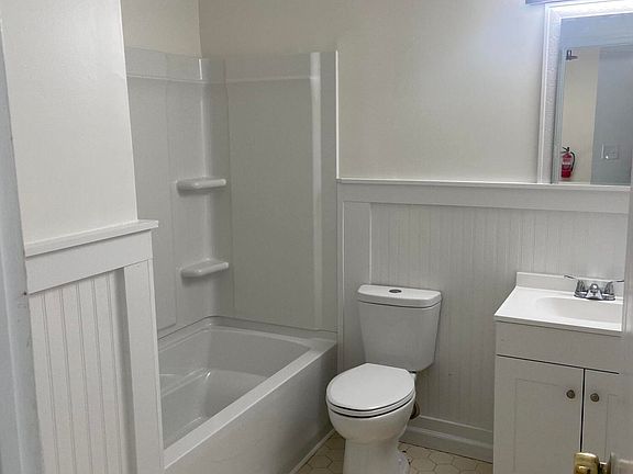 4th image of 434 Crawford Street