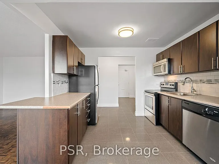 2300 Marine Dr — Photo 39