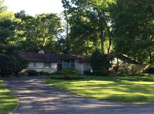 15650 Hearthstone Dr, Mishawaka, IN