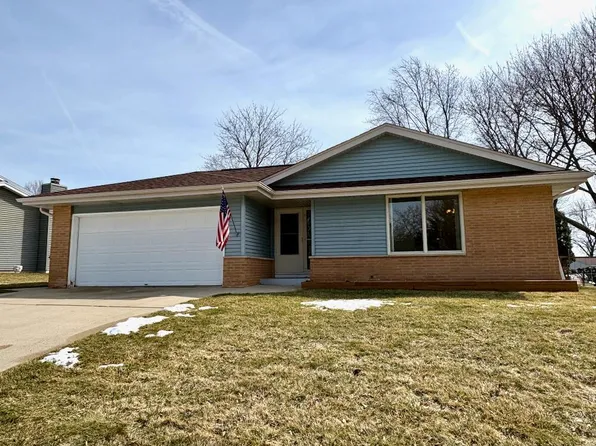 7622 South Lenox AVENUE, Oak Creek, WI 53154