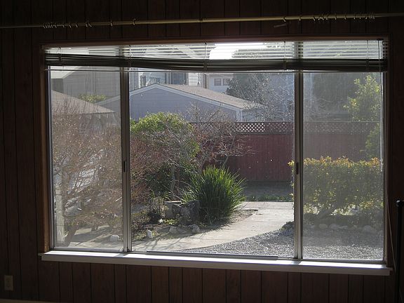 3 Br view to large back yard