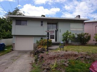 3709 S Cloverdale St, Seattle, WA 98118
