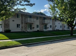 6373 N 104th St, Milwaukee, WI 53225