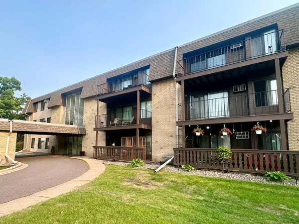 3421 Kent St APT 607, Shoreview, MN 55126