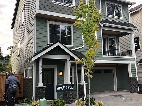5th image of 4764 244th Ct SE #3