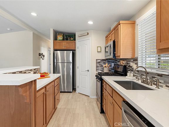 5th image of 1424 Glengrove Sq
