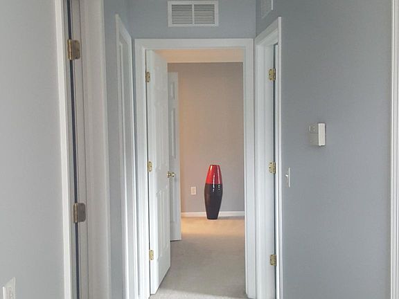 4th image of 16537 Covington Dr