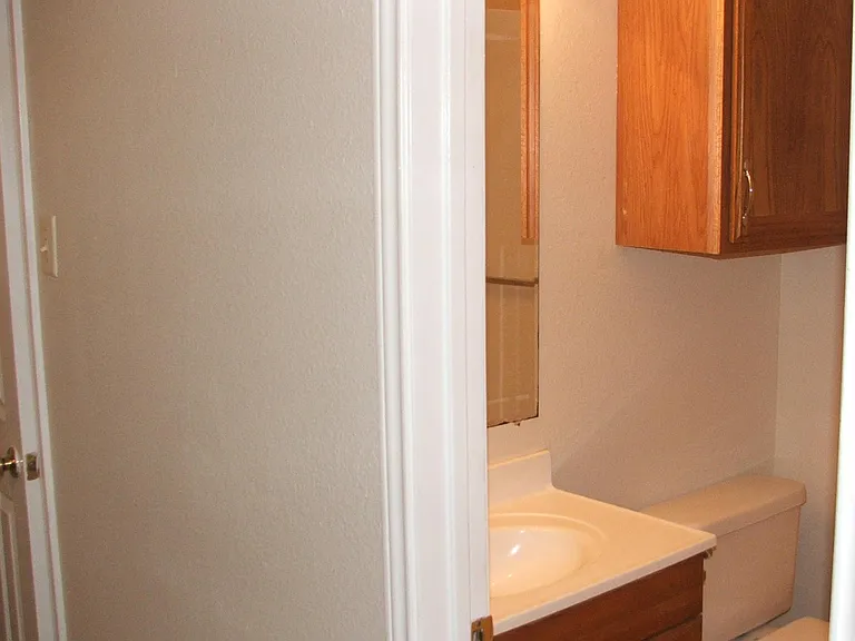 8547 Dunlap St — Photo 10