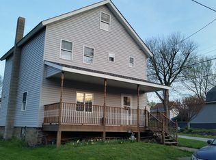 517 W 1st Ave, Derry, PA 15627
