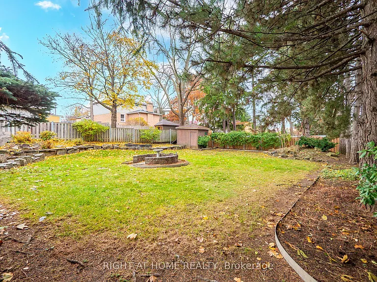 20 Pine Ridge Ln — Photo 42