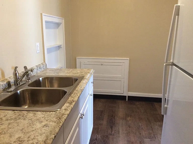 214 Fir St — Photo 8