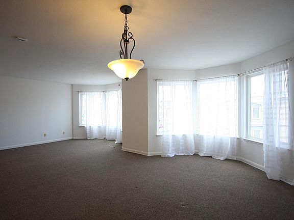 3rd image of 590 25th Ave #2