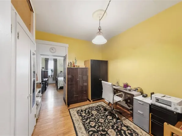 204 East 31st Street image 16 of 28