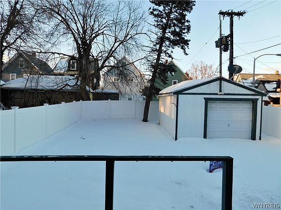 2nd image of 50 Heward Ave
