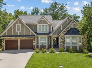 4208 NE Courtney Dr, Lees Summit, MO 64064