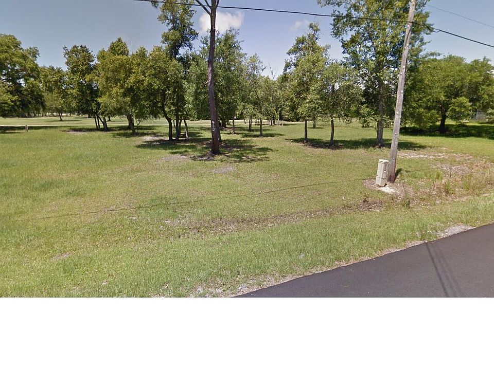1st image of 17 Fernwood Dr