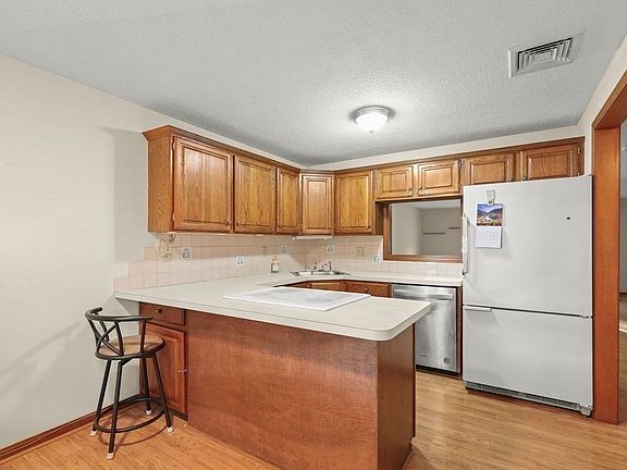 4th image of 174 Lowell Rd #D47