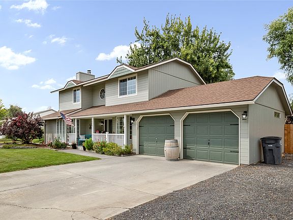 2nd image of 260 Scenic Dr SE