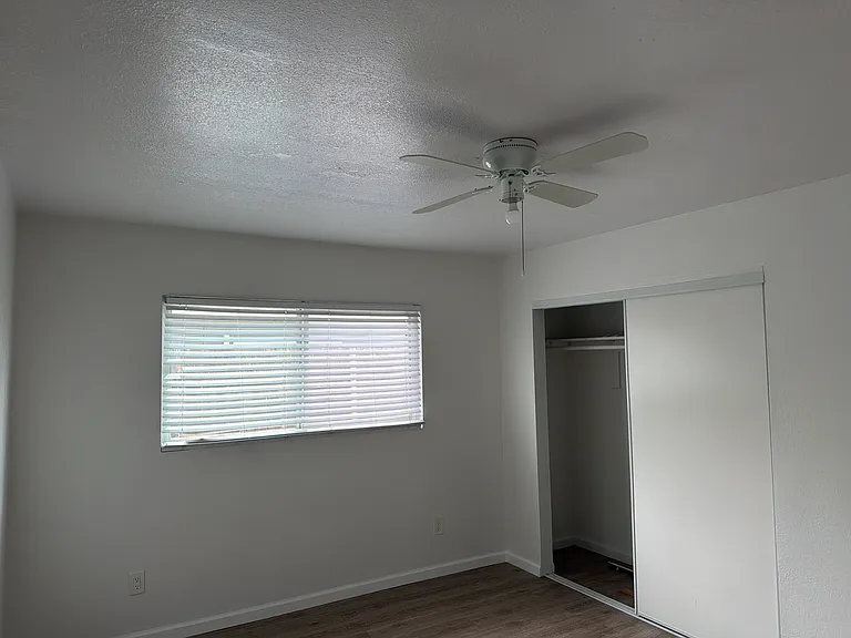 725 Boulevard Ave #G — Photo 12
