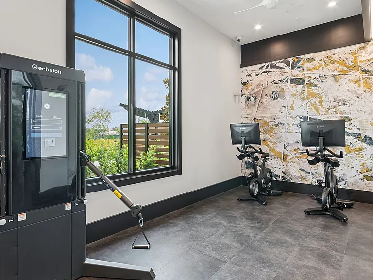 Ascend Nona West — Photo 18
