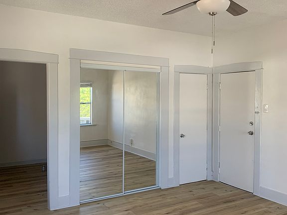3rd image of 546 W 15th St #6