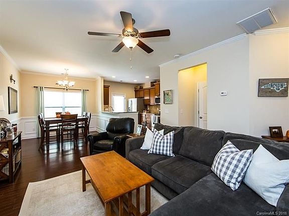 5th image of 4648 Craigmoss Ln