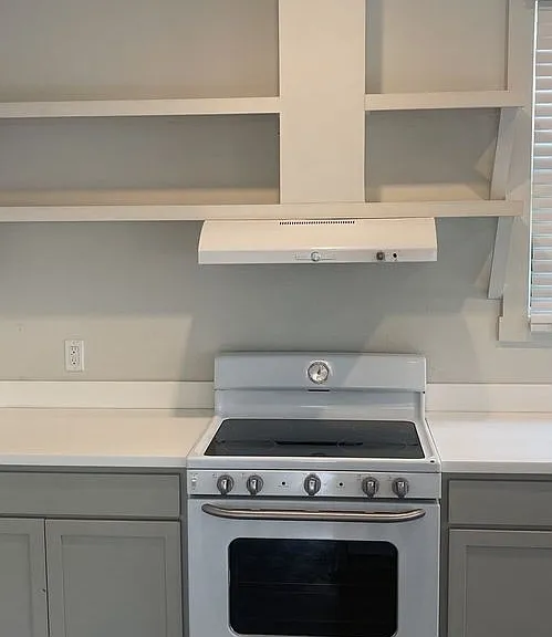 1716 Habersham St — Photo 13