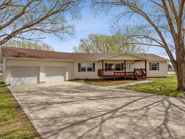 531 10th Ave N, Casselton, ND 58012