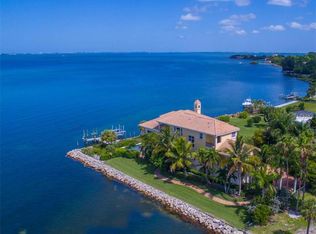 612 Indian Beach Ln, Sarasota, FL 34234