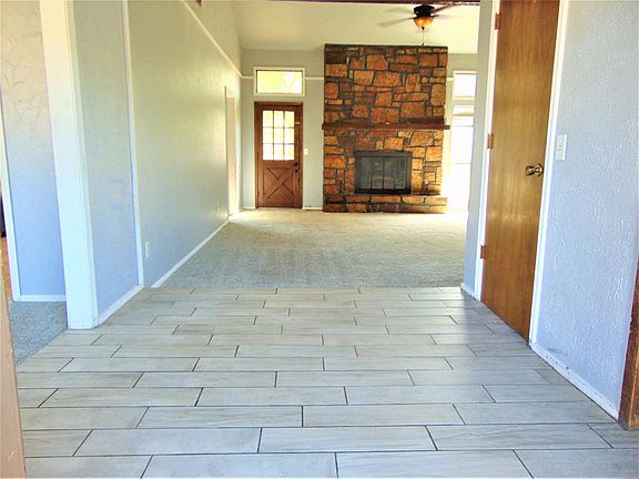 3rd image of 8345 S Harp Blvd