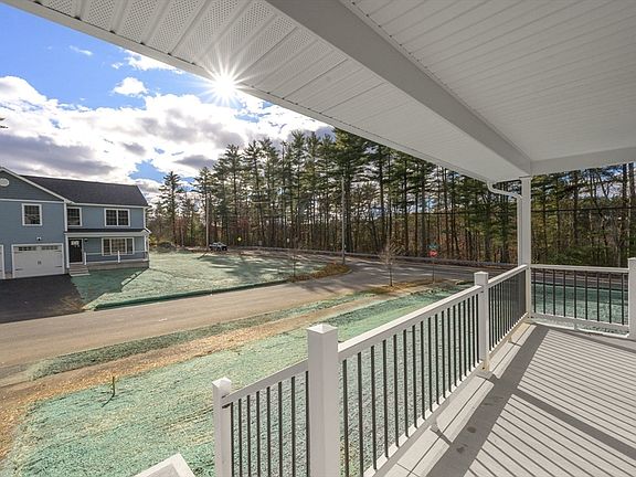 3rd image of 7 High Bluff Rd