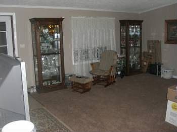 4th image of 203 Park Ln