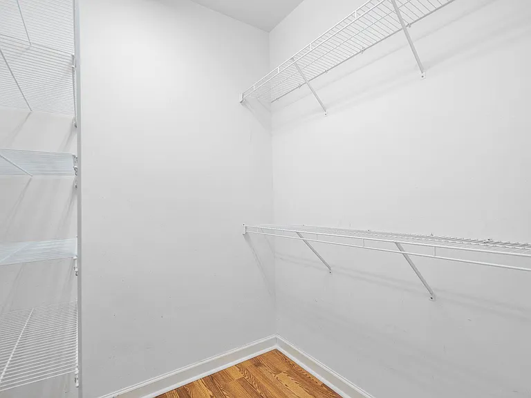 5044 Crosswinds Dr — Photo 29