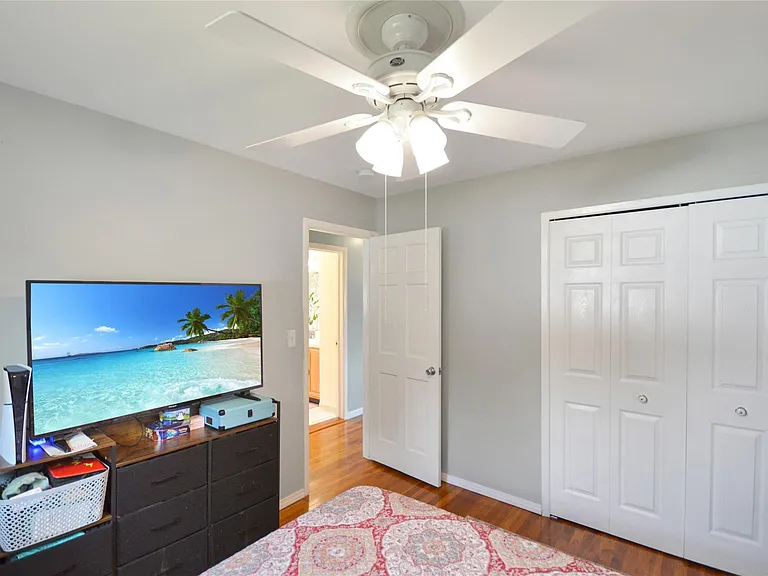 37653 Longacre Dr — Photo 21