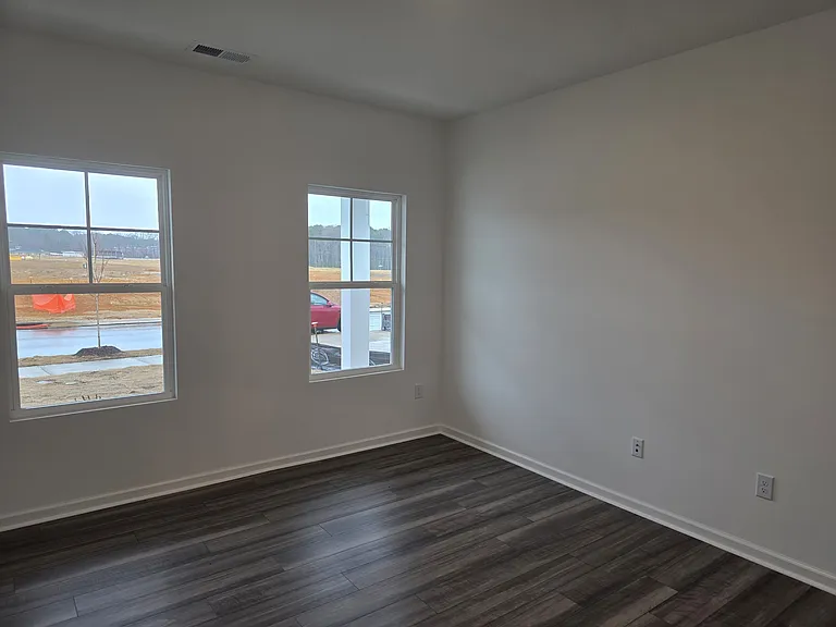 101 Napoleone St — Photo 3