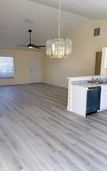 4262 SW Jared St — Photo 2