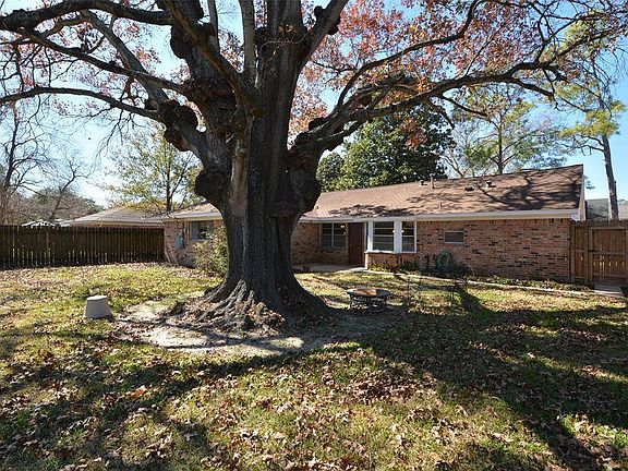 4th image of 4114 Aruba Dr