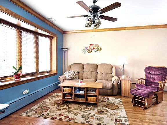 4th image of 2825 N 76th Ct