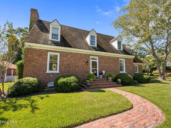 661 Main Street Ext, Swansboro, NC 28584