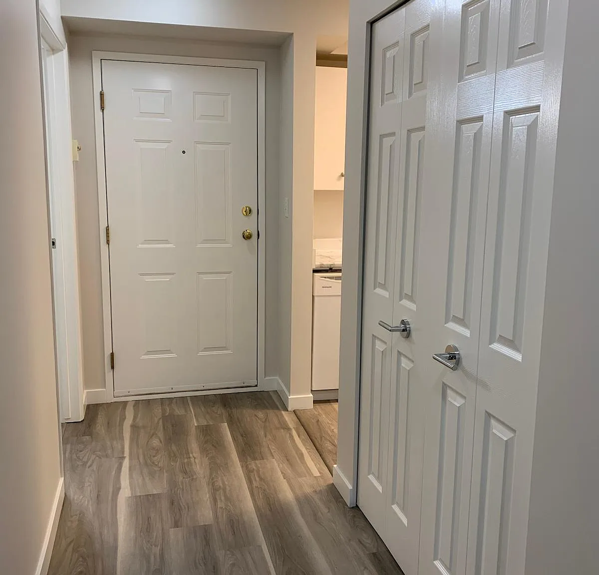 2 bed, 984 sqft, $1,600 — Photo 4